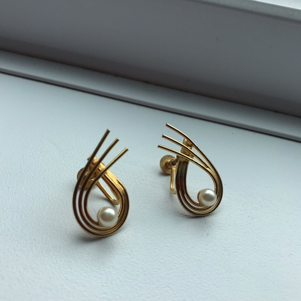 Delicate Vintage Clip-On Earrings